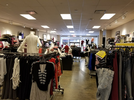 Shopping Mall «Clarksburg Premium Outlets», reviews and photos, 22705 Clarksburg Rd, Clarksburg, MD 20871, USA
