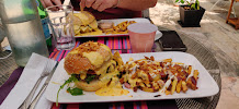 Sandwich au poulet du Restaurant de hamburgers Le Lys d'Or - Burger & Bar à Cocktails à Mantes-la-Jolie - n°2