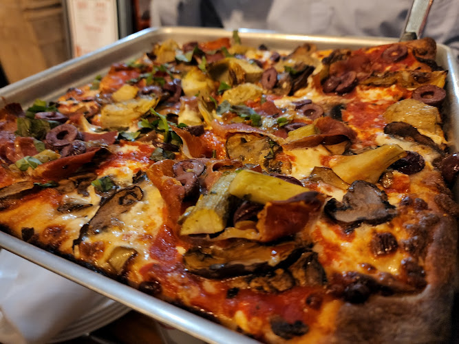 #8 best pizza place in New York - Adrienne's Pizzabar