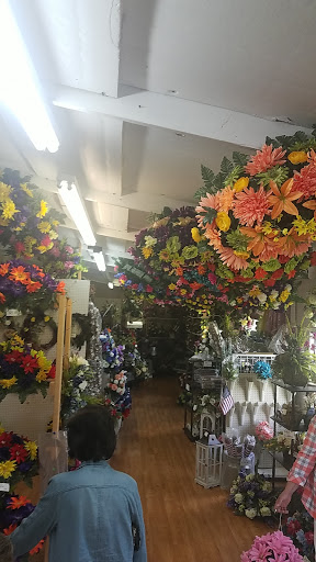 Florist «Bouquet Shop», reviews and photos, 7856 Hwy 52 W, Westmoreland, TN 37186, USA