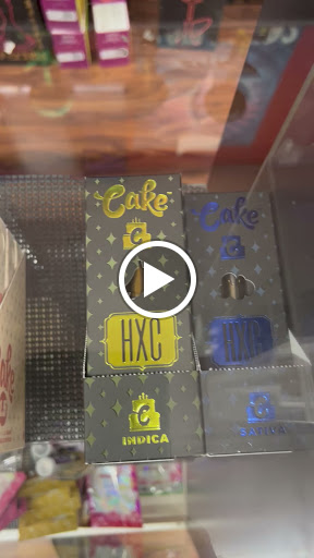 Tobacco Shop «Sky High Smoke Shop», reviews and photos, 19801 NW 27th Ave, Miami Gardens, FL 33056, USA