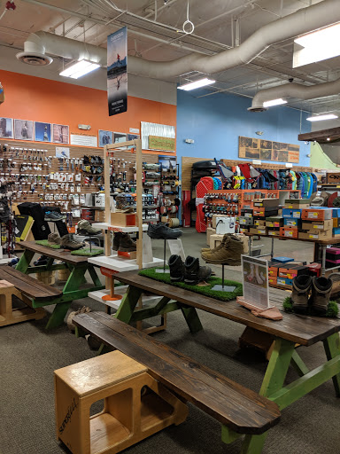 Outdoor Sports Store «Summit Hut», reviews and photos, 7745 N Oracle Rd, Oro Valley, AZ 85704, USA