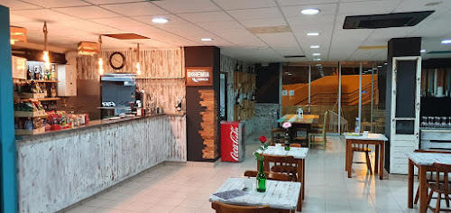 Telhas Restaurante Bar em Barcarena