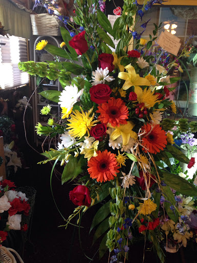 Florist «Old Town Flowers and Gifts», reviews and photos, 79 Main St NW b, Lilburn, GA 30047, USA