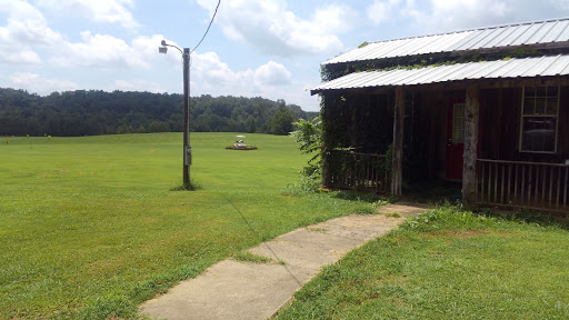 Golf Club «Dixie Oaks Golf Club», reviews and photos, 76 Pleasant Garden Rd, Summertown, TN 38483, USA