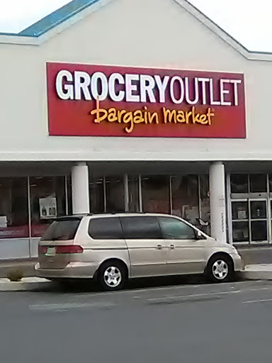 Grocery Store «Grocery Outlet Bargain Market», reviews and photos, 3260 N 5th Street Hwy, Reading, PA 19605, USA