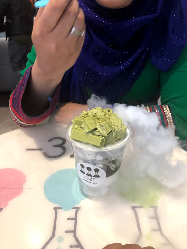 Ice Cream Shop «-321° Ice Cream Shop», reviews and photos, 288 Grand St, Brooklyn, NY 11211, USA