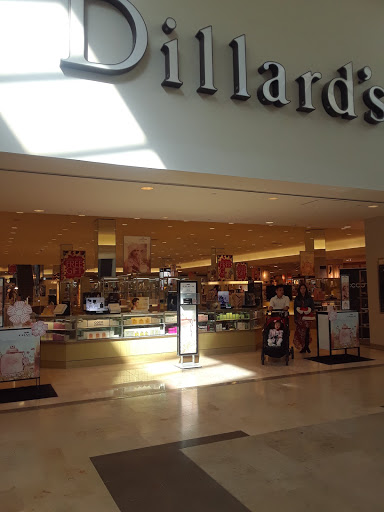 Stores to buy women's katiuskas Charlotte