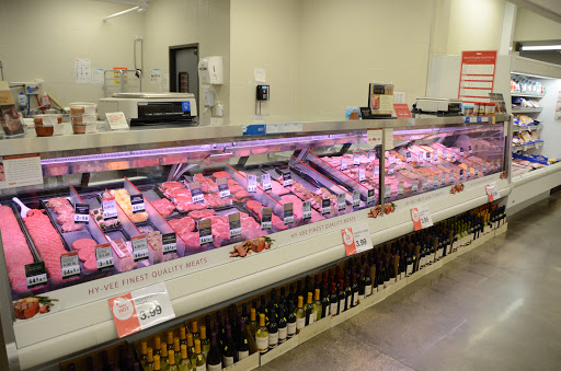 Grocery Store «Hy-Vee Mainstreet», reviews and photos, 510 E 6th St, Muscatine, IA 52761, USA