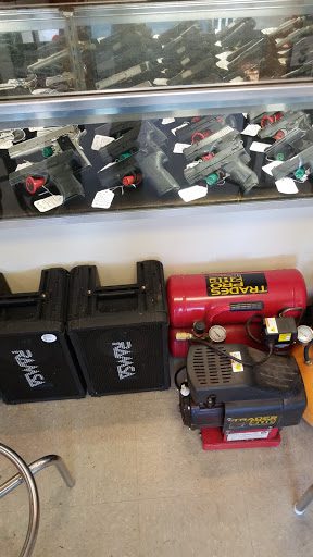 Pawn Shop «Lincoln Place Pawn», reviews and photos, 823 Lincoln Hwy # 1, Fairview Heights, IL 62208, USA