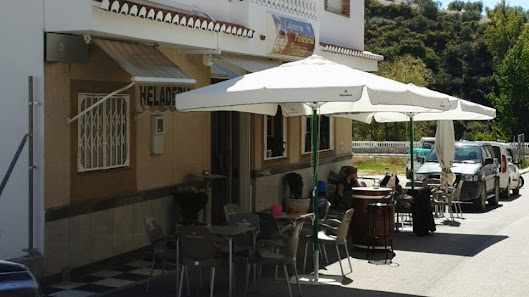 Cafetería Gumer C. XIII de Junio, 0, 18127 Jayena, Granada, España
