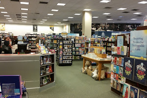 Barnes & Noble