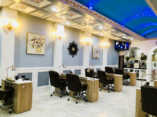 Manicure pedicure places in Pittsburgh