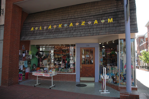 Toy Store «Alakazam Toys & Gifts», reviews and photos, 100 E Main St, Charlottesville, VA 22902, USA