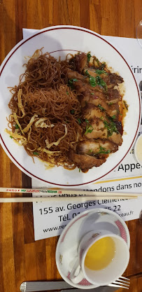 Plats et boissons du Restaurant chinois Traiteur Asiatique Les Beaux Jours à Suresnes - n°10