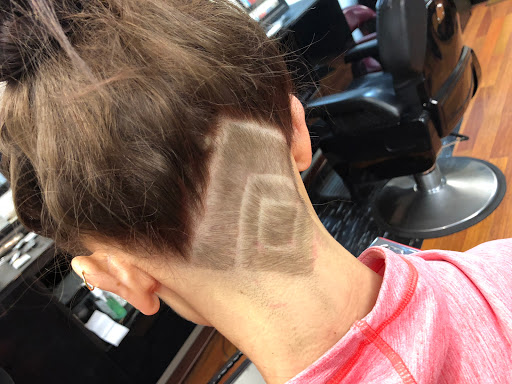 Barber Shop «Good Times Barber & Beauty Services», reviews and photos, 13335 Palomino Dr, Apple Valley, MN 55124, USA