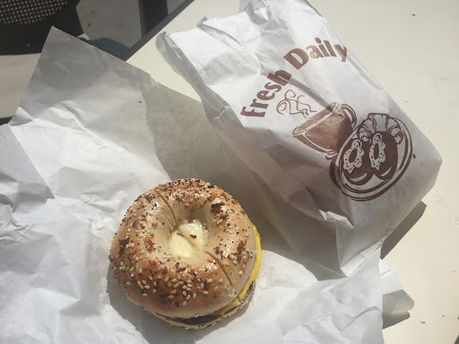 Donut Shop «O B Donuts», reviews and photos, 1830 Sunset Cliffs Blvd # C, San Diego, CA 92107, USA