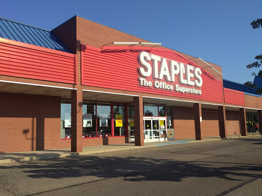 Staples, 3761 Burbank Rd, Wooster, OH 44691, USA, 