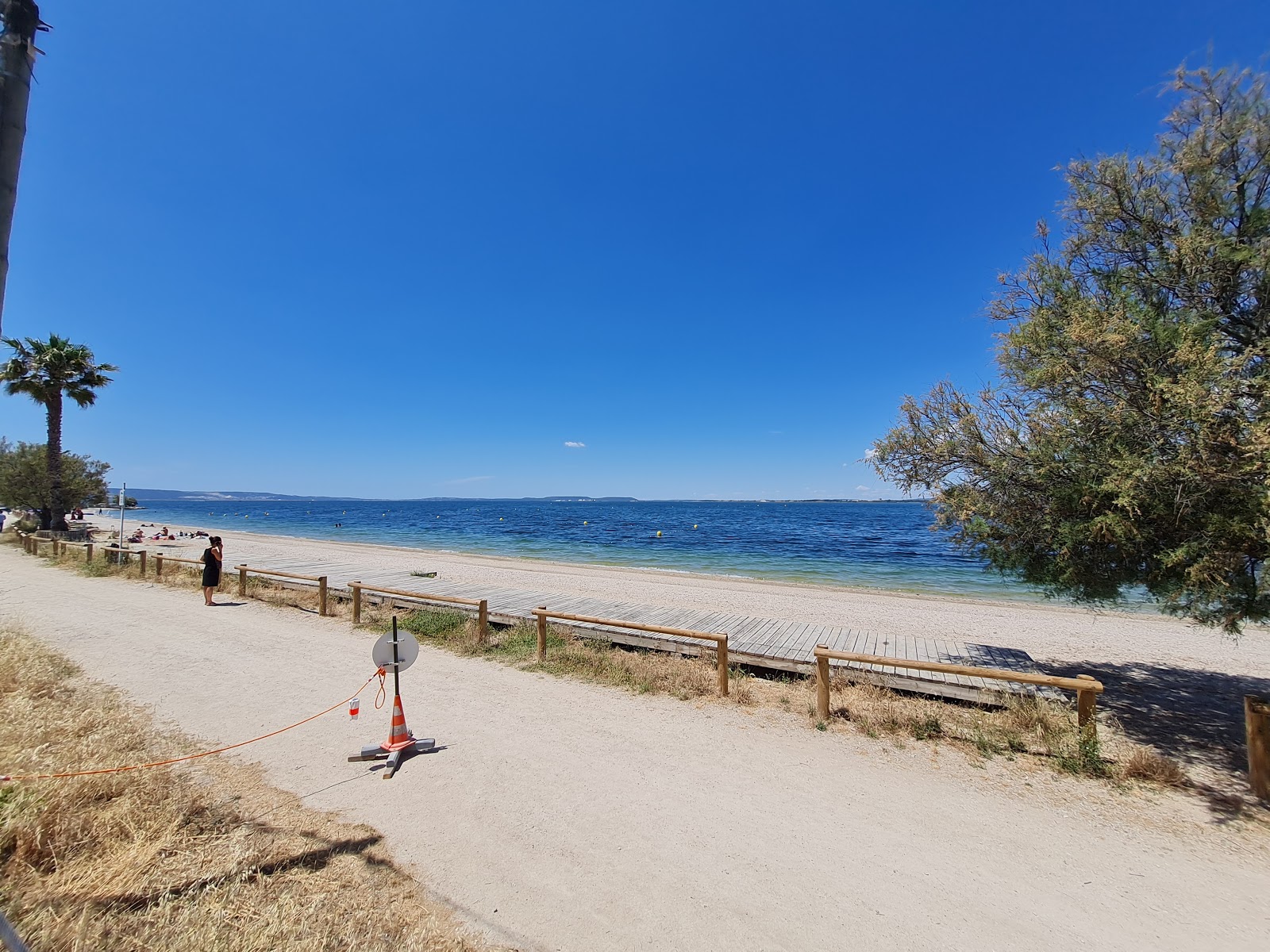 Plage des Marettes'in fotoğrafı - rahatlamayı sevenler arasında popüler bir yer