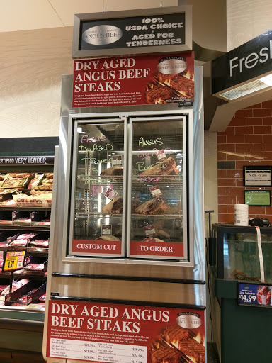 Grocery Store «Harris Teeter», reviews and photos, 3501 Oleander Dr, Wilmington, NC 28403, USA