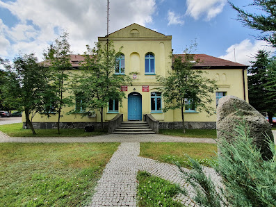Urząd Gminy w Łubiance Aleja Jana Pawła II 8, 87-152 Łubianka, Polska