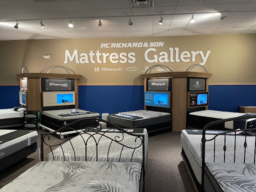Appliance Store «P.C. Richard & Son», reviews and photos, 1685 Old Country Rd, Riverhead, NY 11901, USA