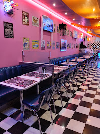 Atmosphère du Restaurant américain Memphis - Restaurant Diner à Brive-la-Gaillarde - n°18