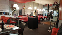 Atmosphère du Restaurant La Nouvelle brasserie Runser à Village-Neuf - n°2