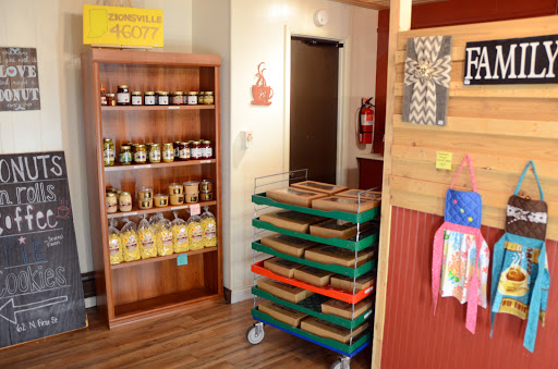 Donut Shop «A Taste of Amish», reviews and photos, 62 N 1st St, Zionsville, IN 46077, USA