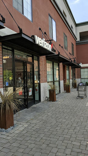 Cell Phone Store «Verizon Authorized Retailer - A Wireless», reviews and photos, 1804 19th St #101, Sacramento, CA 95811, USA