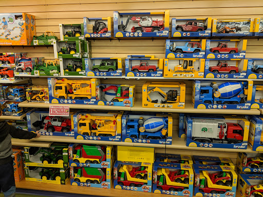 Toy Store «King Arthurs Court Toys», reviews and photos, 3040 Madison Rd, Cincinnati, OH 45209, USA