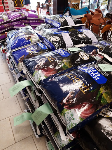 Farm Shop «KnA Farms Inc», reviews and photos, 23009 E Main St, Armada, MI 48005, USA