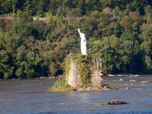 Tourist Attraction «Dauphin Narrows Statue Of Liberty», reviews and photos, US-22, Dauphin, PA 17018, USA