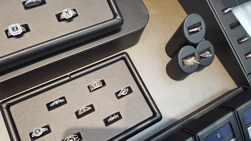Jeweler «Shane Co.», reviews and photos, 690 Concar Dr, San Mateo, CA 94402, USA