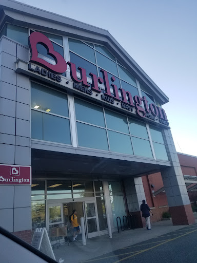 Department Store «T.J. Maxx & HomeGoods», reviews and photos, 105 Middlesex Ave, Somerville, MA 02145, USA