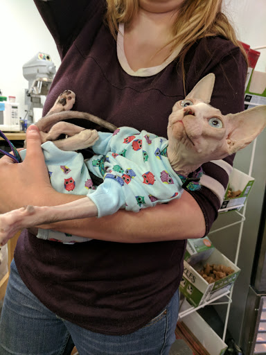 Pet Supply Store «Bow Wow & Meow», reviews and photos, 11607 Maumelle Blvd, North Little Rock, AR 72113, USA