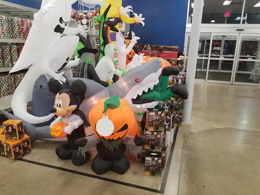 Home Goods Store «At Home», reviews and photos, 209 S Royal Oaks Blvd, Franklin, TN 37064, USA