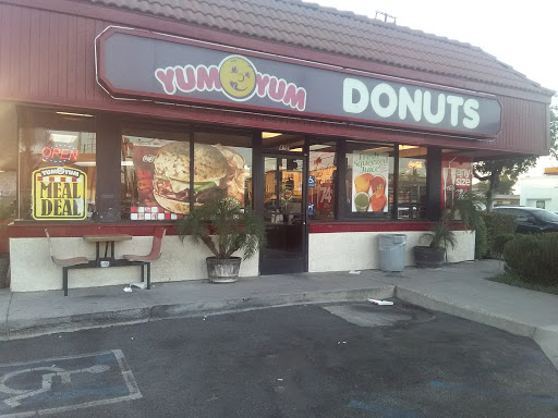 Donut Shop «Yum Yum Donuts», reviews and photos, 4351 Maine Ave, Baldwin Park, CA 91706, USA