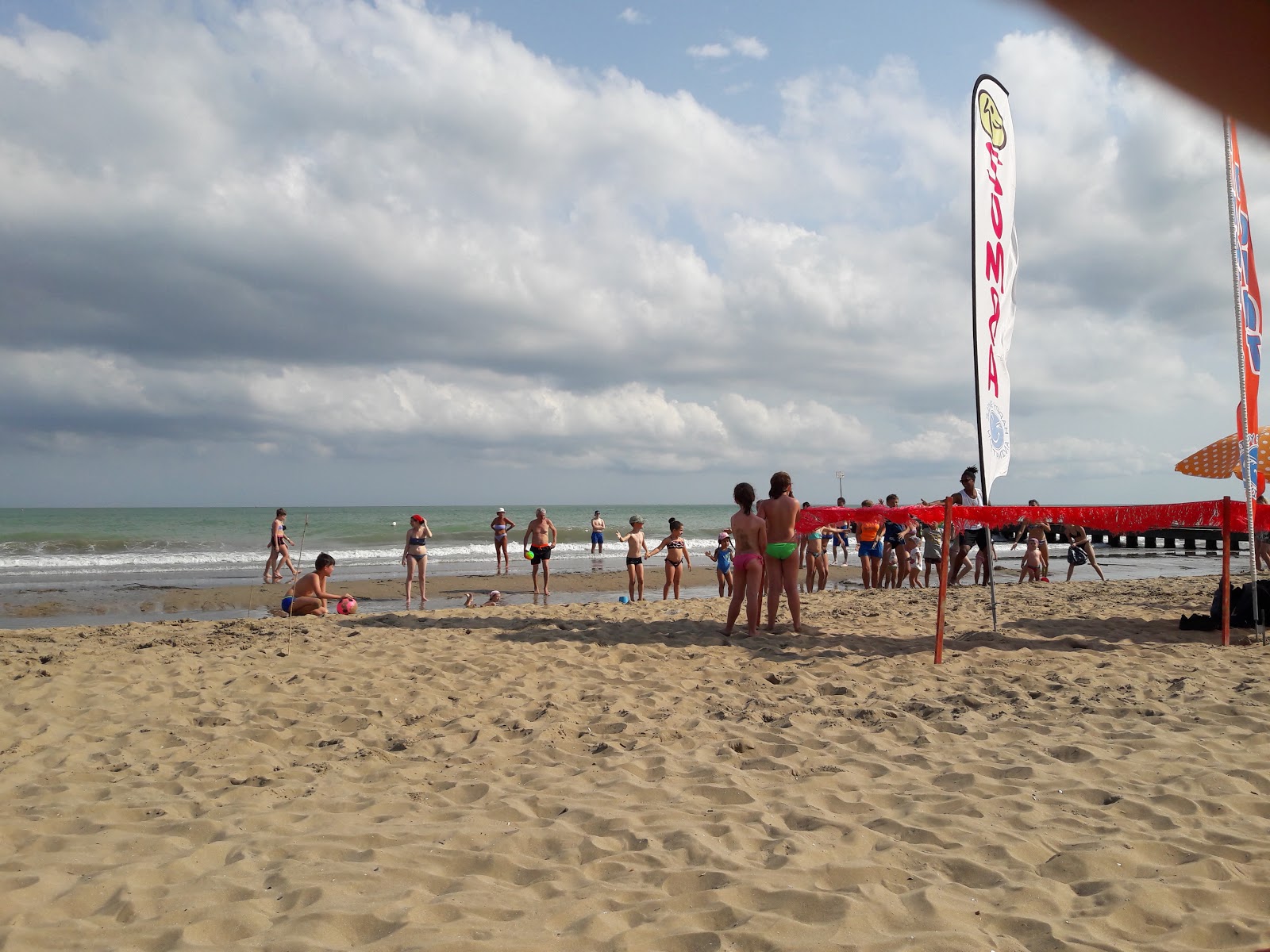 Fotografie cu Spiaggia di Ladispoli - recomandat pentru călătorii în familie cu copii