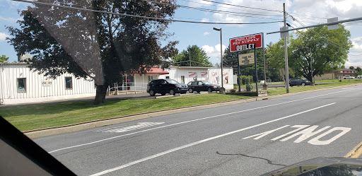 Pet Supply Store «Phillips Pet Supply Outlet», reviews and photos, 7642 Bath Pike, Bath, PA 18014, USA