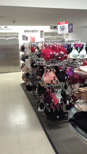 Department Store «JCPenney», reviews and photos, 6420 Pacific Blvd, Huntington Park, CA 90255, USA