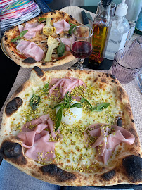 Pizza du Restaurant italien Taormina Convention à Paris - n°5
