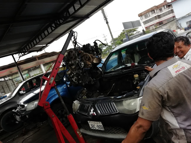 Opiniones de Taller Automotriz Pistones Dorados en Santo Domingo de los Colorados - Taller de reparación de automóviles