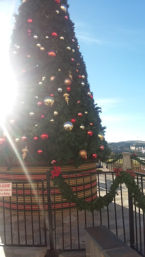 Movie Theater «Regal Cinemas El Dorado Hills 14 & IMAX», reviews and photos, 2101 Vine St, El Dorado Hills, CA 95762, USA