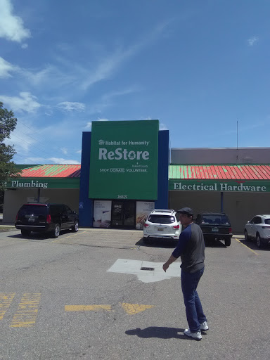 Home Improvement Store «ReStore Farmington», reviews and photos, 28575 Grand River Ave, Farmington Hills, MI 48336, USA
