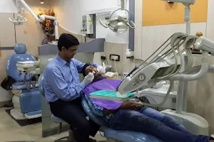 Mundhra Dental Clinic image