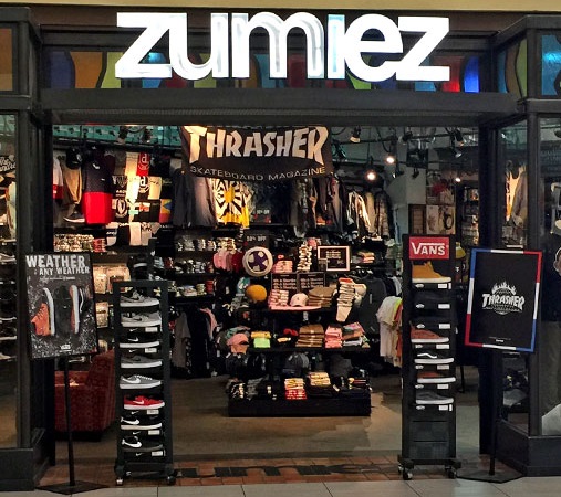 Zumiez, 12300 Jefferson Ave, Newport News, VA 23602, USA, 