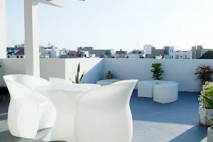 Dakar Luxury Apartments by IDKDO image