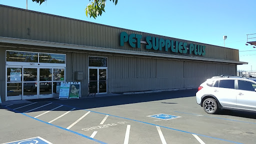 Pet Supplies Plus, 1411 S Stockton St, Lodi, CA 95240, USA, 
