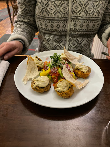 Mount Callan House & Restaurant